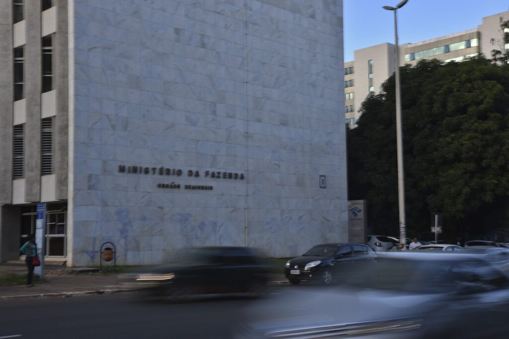 Dívida pública mundial e o Brasil: prédio do Ministério da Fazenda, em Brasília