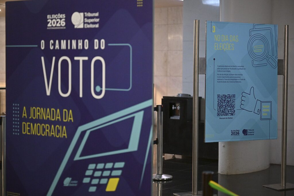 Exposição O Caminho do Voto mostra as etapas da apuração dos votos