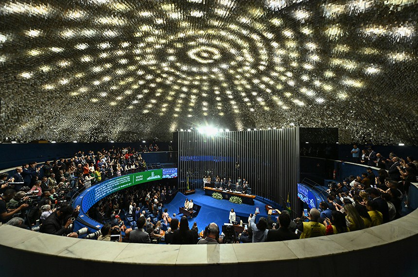 Galeria do Congresso durante a sessão que promulgou o fim da escala 6x1