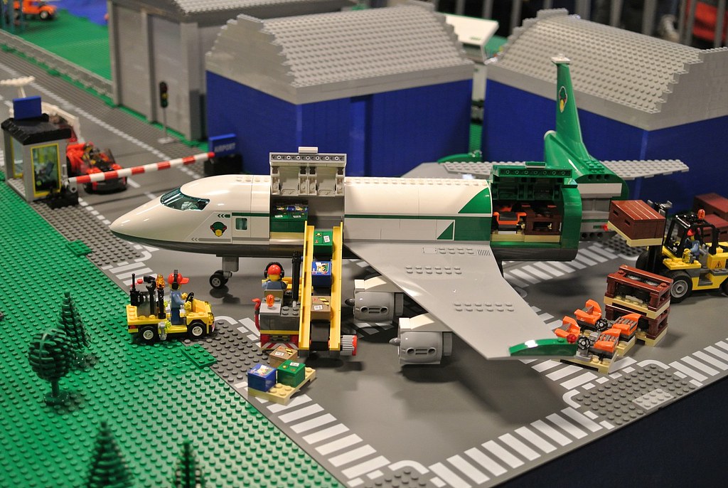 Feira LEGO World, parte da estratégia da história da LEGO de aproximar a marca dos fãs