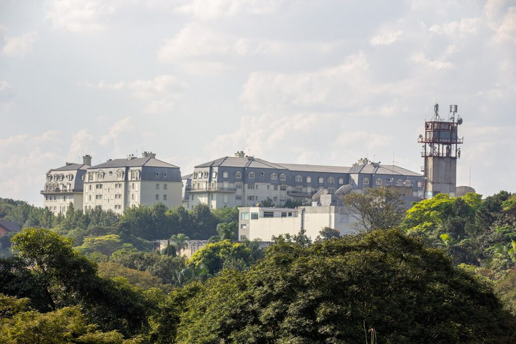 Palácio dos Bandeirantes, sede do governo paulista, onde o governador ganha R$ 36.301,53