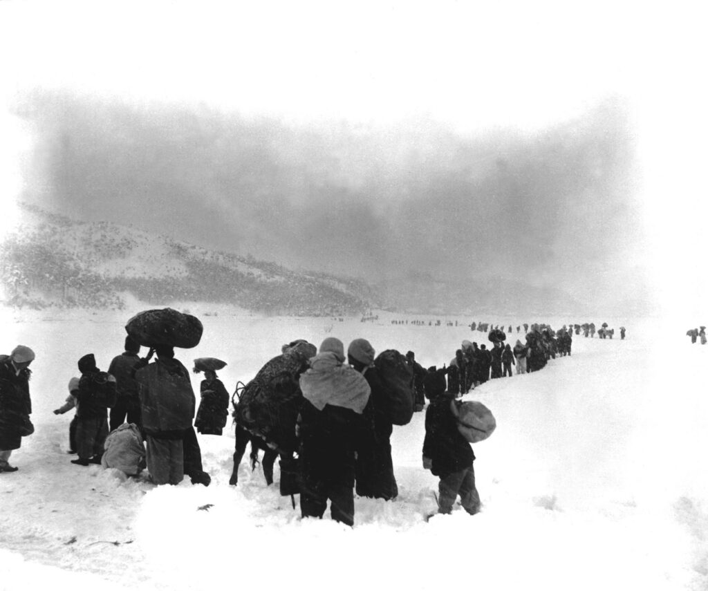 Refugiados durante a Guerra da Coreia, antes de a Coreia do Sul ficar rica