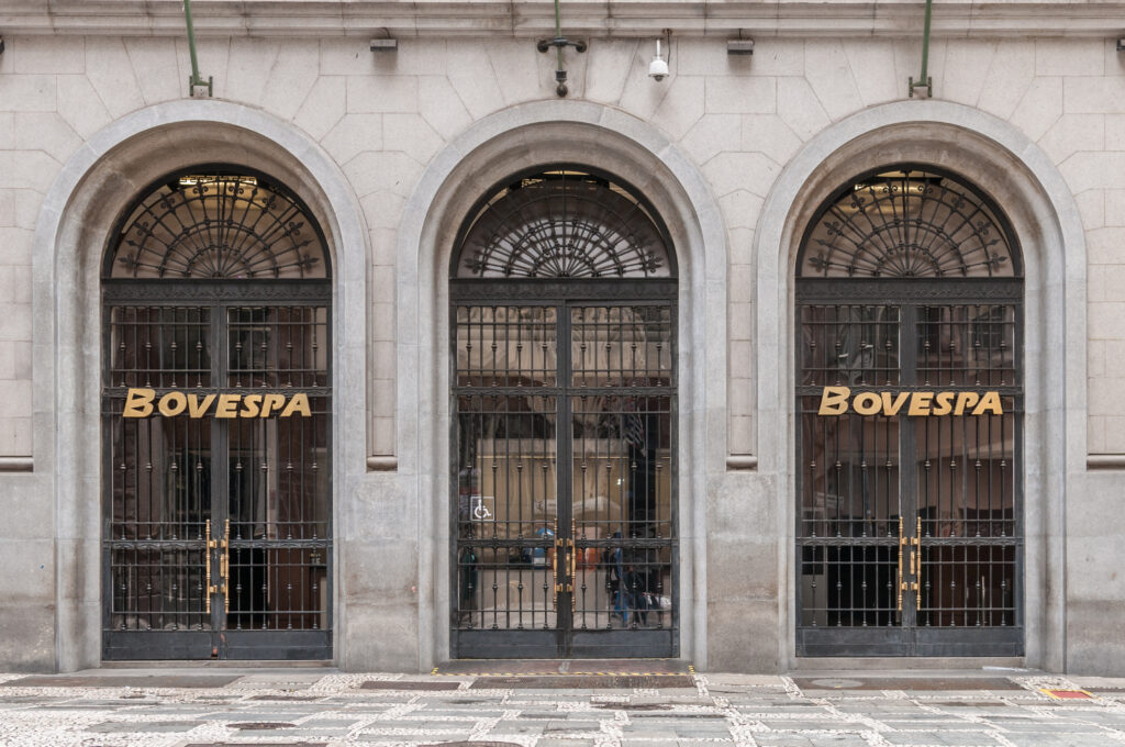 Antigo prédio da Bovespa, em São Paulo, onde a venda da Farm Rio mexeu com as ações da Azzas